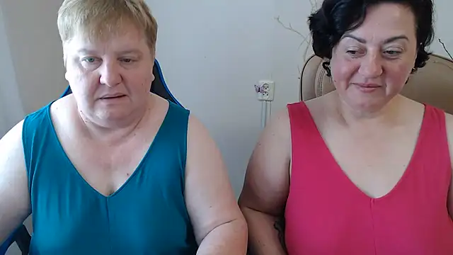 XXX chat uživo modela Lindy-Jeanie