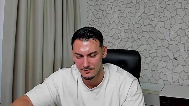 Chat XXX Live ClintMasters