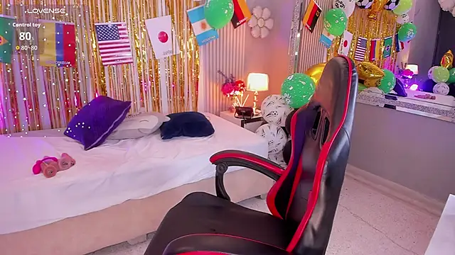 Chatroom XXX en direct de CloeMoon