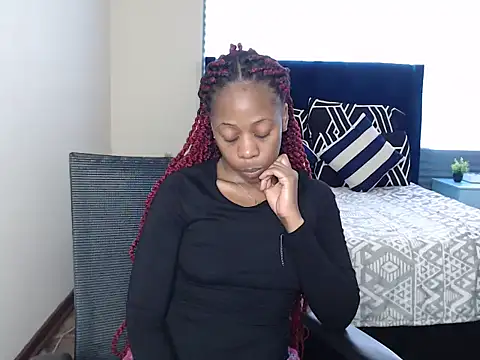 QUEENMANDYY's Live XXX Chat