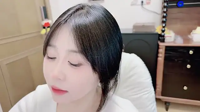 Onefiona Chat XXX live