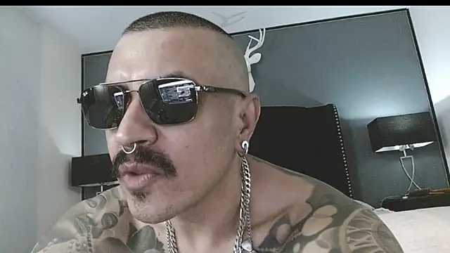 danilog515 – Naživo XXX chat