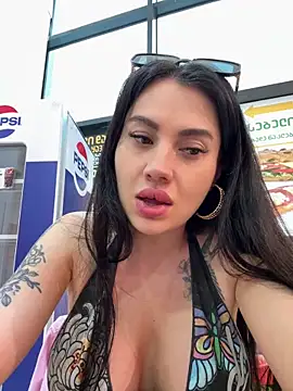 Wet__Bunny Chat XXX in diretta