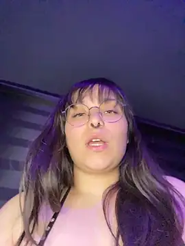 Solo_yoss' Live XXX Chat