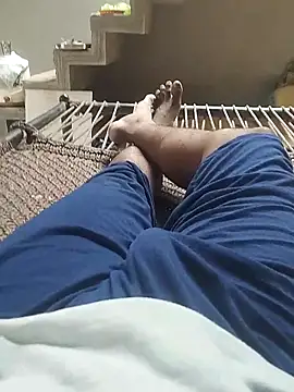 Chat +18 de bigh96dik ao vivo
