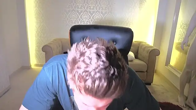 MaxKaiden Chat XXX live