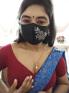 XXX chat uživo modela Puja-Rane
