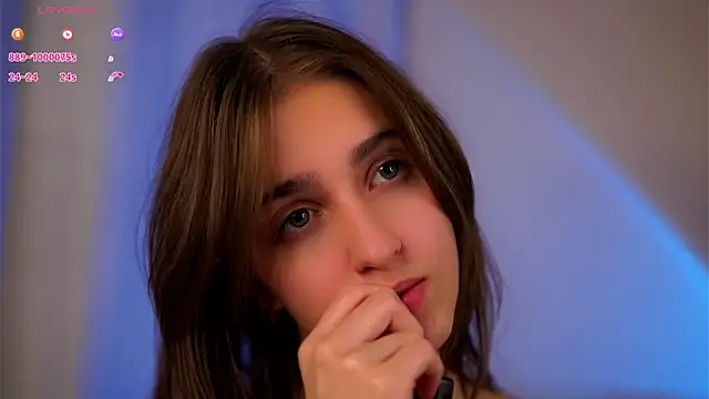 Živý XXX chat ClarineCasebolt