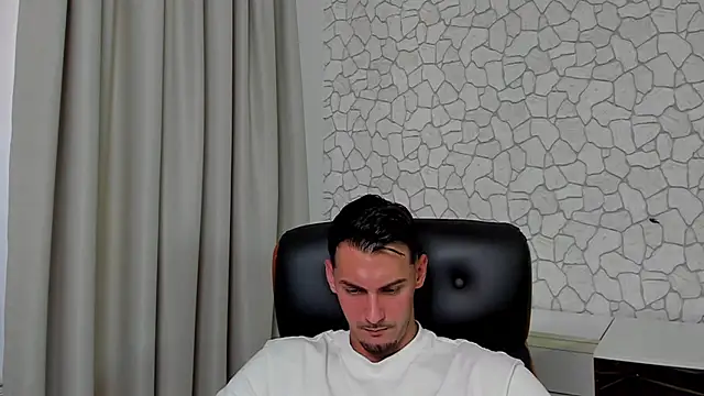 Chat XXX ao vivo de ClintMasters