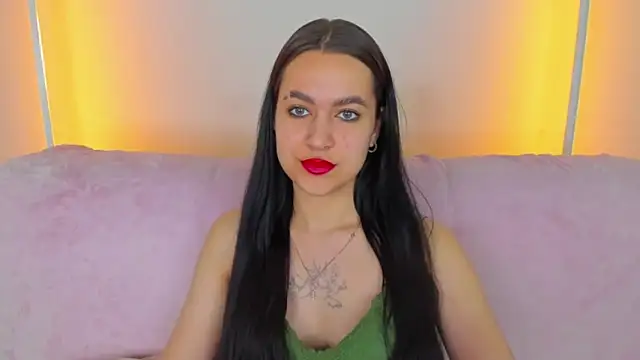 Czat XXX na żywo – AishaTempt