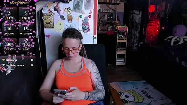 Czat XXX na żywo – LisaFoxy_y