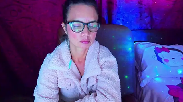 Czat XXX na żywo – BrianaGarner
