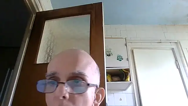 mariusica1@xh Chat XXX live