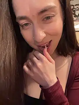 Holly_Play Chat XXX live