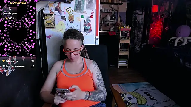 Chat XXX en directo de LisaFoxy_y