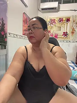 Chatroom XXX en direct de Alinat_