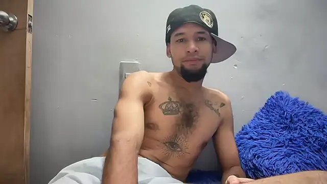 enyel_100n Live XXX chat