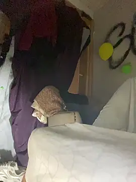 GusanoDelicioso Pertunjukan Webcam