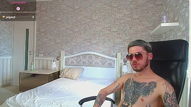 JonahShawn Live XXX chat