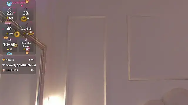 Candaceoweens live XXX chat