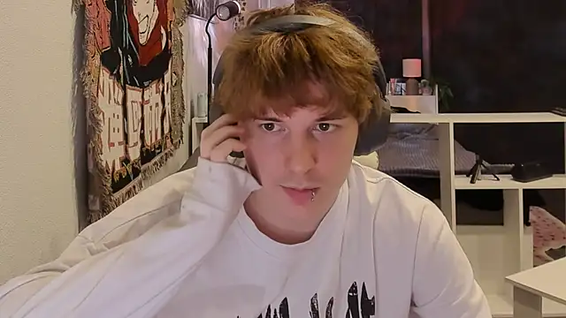 Benjamin_Bo live XXX chat