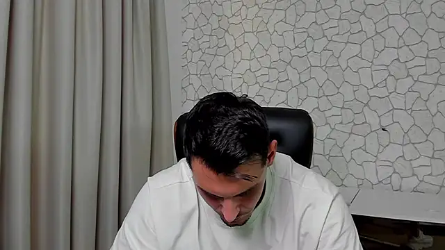 Chat XXX en directo de ClintMasters
