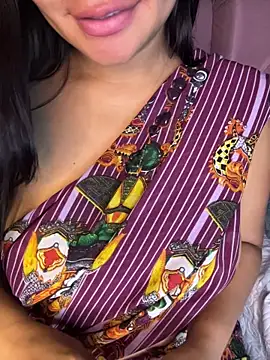 Chat +18 de shara_queen1 ao vivo