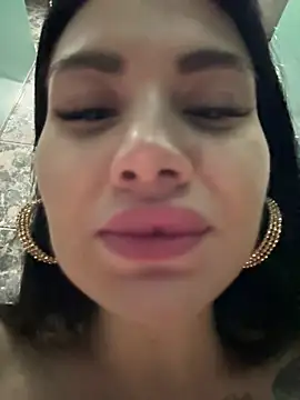 Wet__Bunny's Live XXX Chat