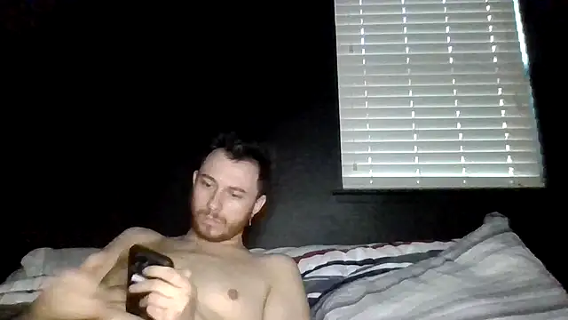 Chat XXX en directo de Mikecloudyhawk