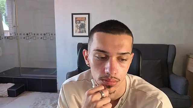 Chat XXX ao vivo de KaydenDrew