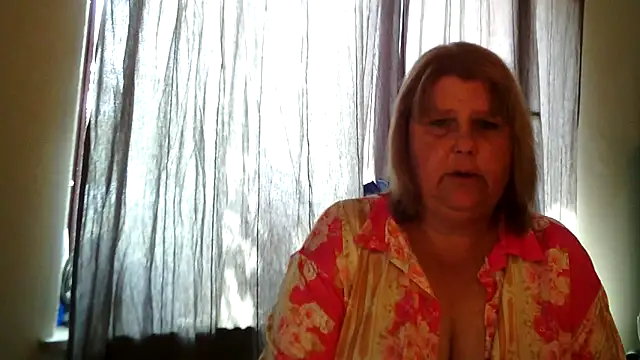 Sylviastar46's Live XXX Chat