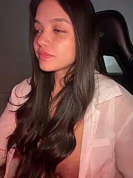 MisFrekcles_ live XXX chat