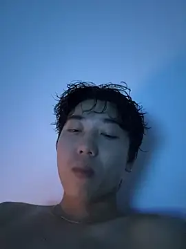 YourBadboy718 Pertunjukan Webcam
