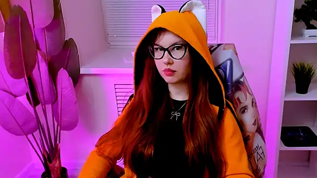 CarolGiggly XXX чат на живо