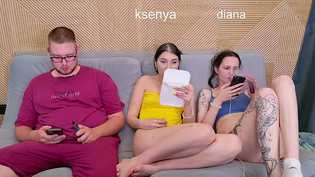Chat +18 de Ksenny ao vivo