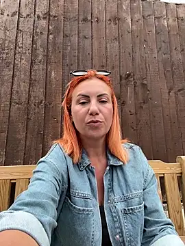 PervyxMilfxx's Live XXX Chat