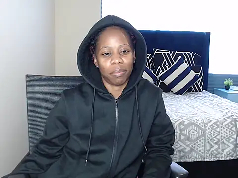 QUEENMANDYY Live XXX Chat