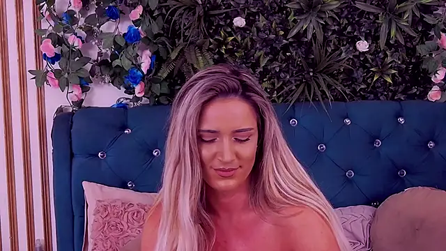 Czat XXX na żywo – CherryMuse_