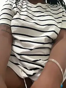 AngellRosee Chat XXX in diretta