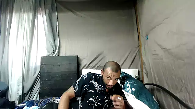 Camodick 现场XXX聊天