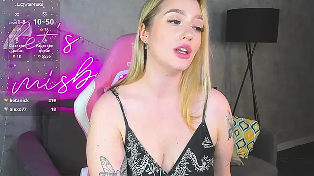 دردشة Viickie_Nelsson الجنسية المباشرة