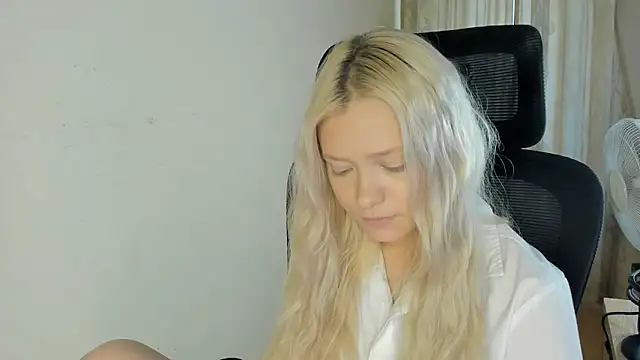 MidnightPoise Live XXX-chat