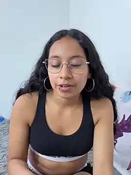 Czat XXX na żywo – Violetlove_