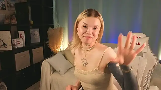 Chat +18 de LisFlores ao vivo