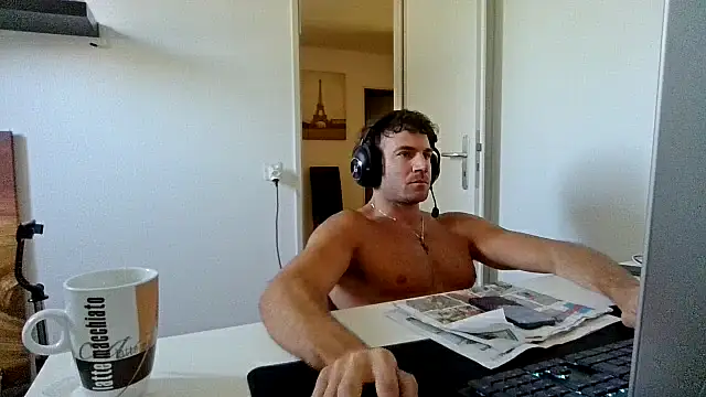 alpha-hunk – Naživo XXX chat