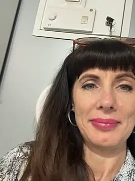 Czat XXX na żywo – LadyLuxLover