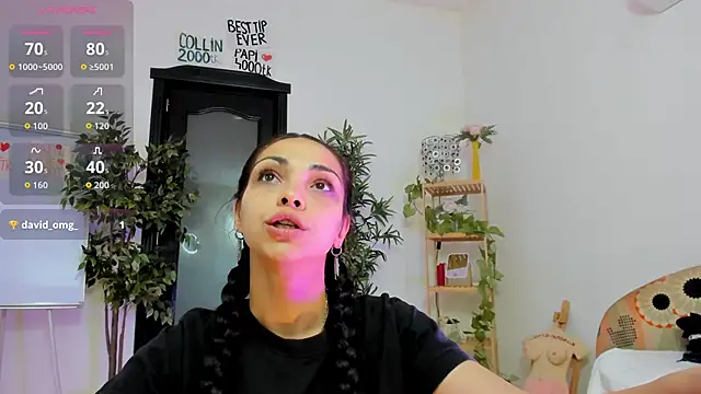 Chat +18 de Cheerishh ao vivo