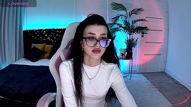 Онлайн чат XXX Ariella_Me