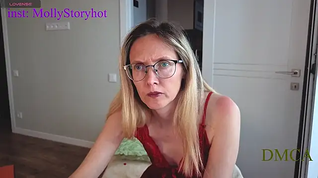 Czat XXX na żywo – MollyStory