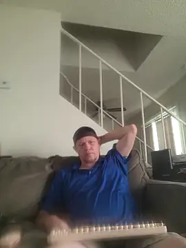 yourMasterisBored – webcam-show